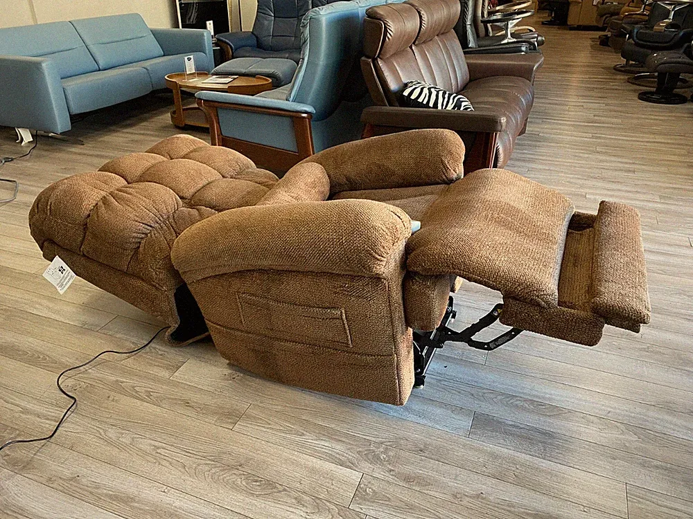 Mega Motion NM-1652 Lay Flat Zero Gravity Infinite Position Lift Chair Recliner