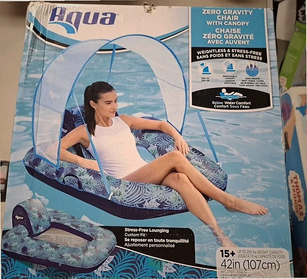 New Aqua Zero Gravity Chair With Canopy. Pool Float. Up To 250lbs Capacity.